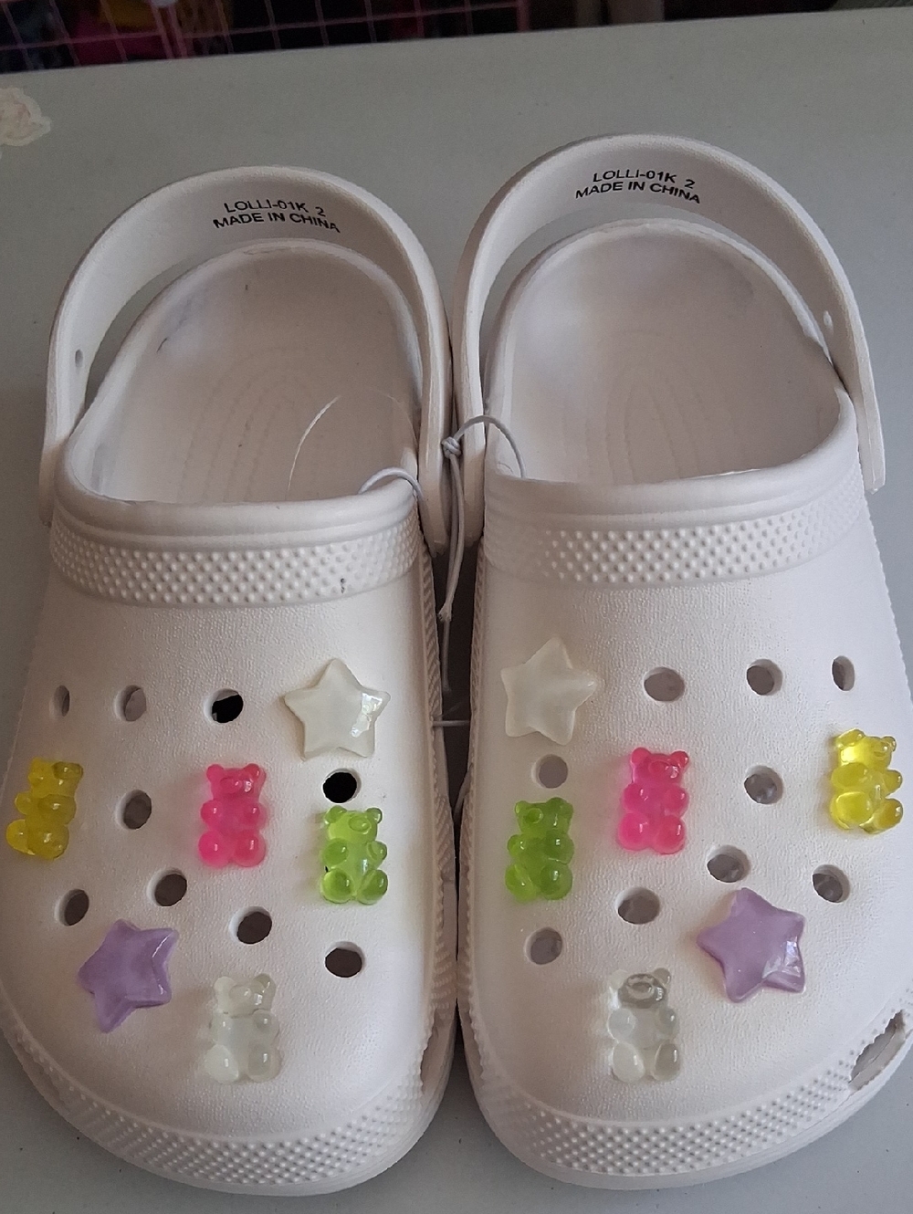 So Cute White Girls Clogs with Multicolor Bear & Star Charms.